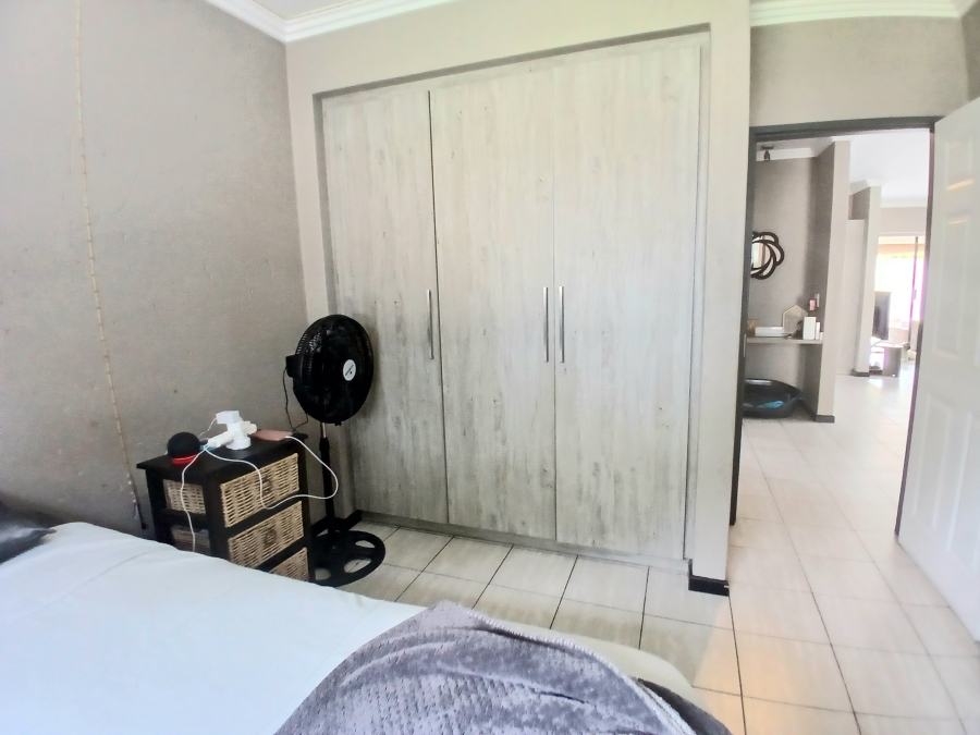 3 Bedroom Property for Sale in Edenvale Central Gauteng