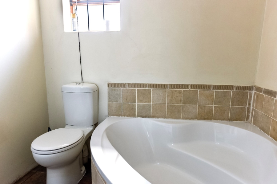 6 Bedroom Property for Sale in Vanderbijlpark SE Gauteng