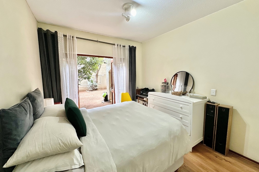 1 Bedroom Property for Sale in Lonehill Gauteng