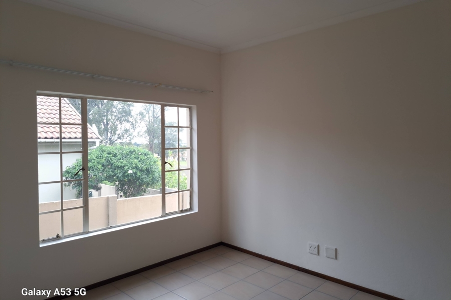 To Let 3 Bedroom Property for Rent in North Riding Gauteng