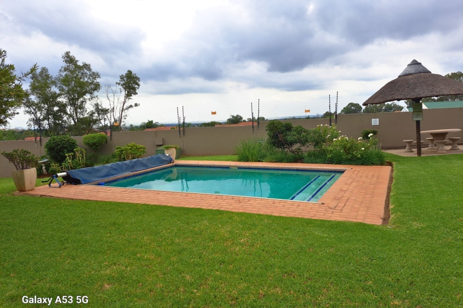 To Let 3 Bedroom Property for Rent in North Riding Gauteng