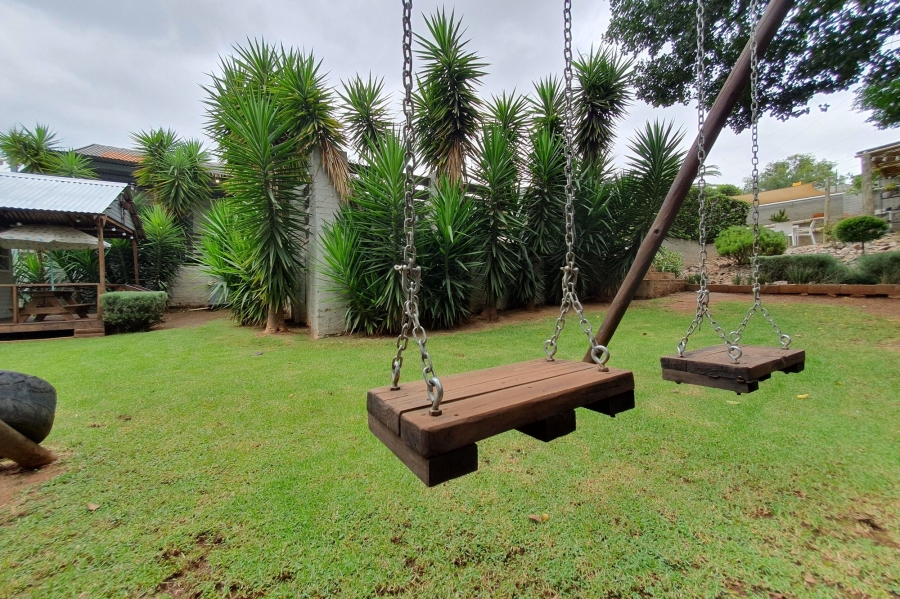 4 Bedroom Property for Sale in Wierda Park Gauteng