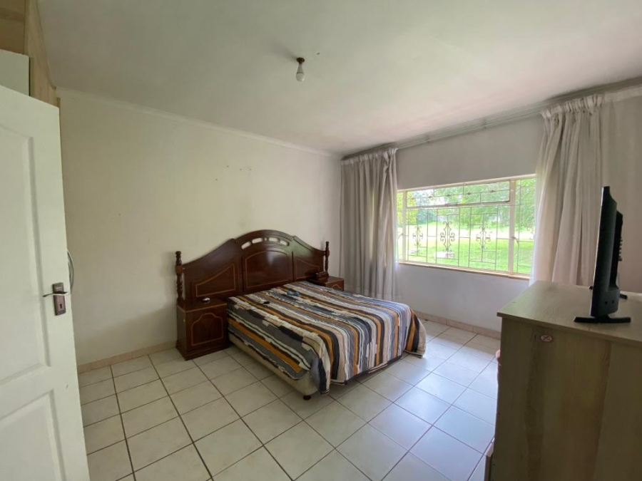 7 Bedroom Property for Sale in Austinview Gauteng