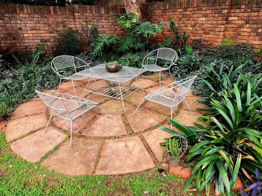 4 Bedroom Property for Sale in Eldoraigne Gauteng