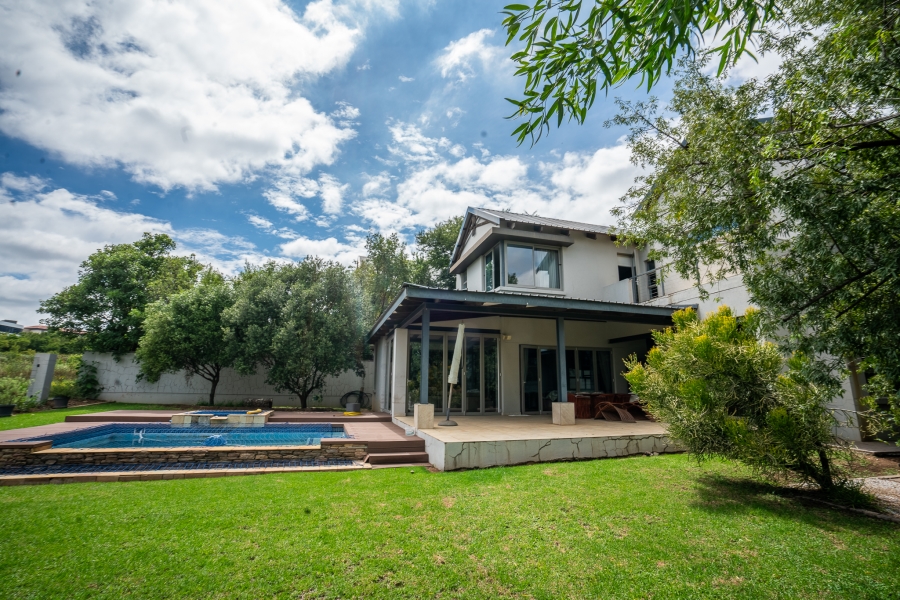 4 Bedroom Property for Sale in Waterfall Country Estate Gauteng