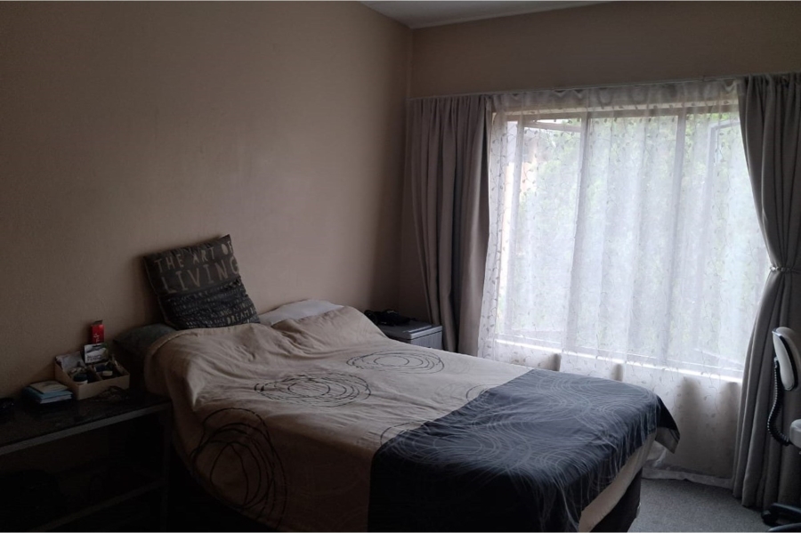 2 Bedroom Property for Sale in Douglasdale Gauteng