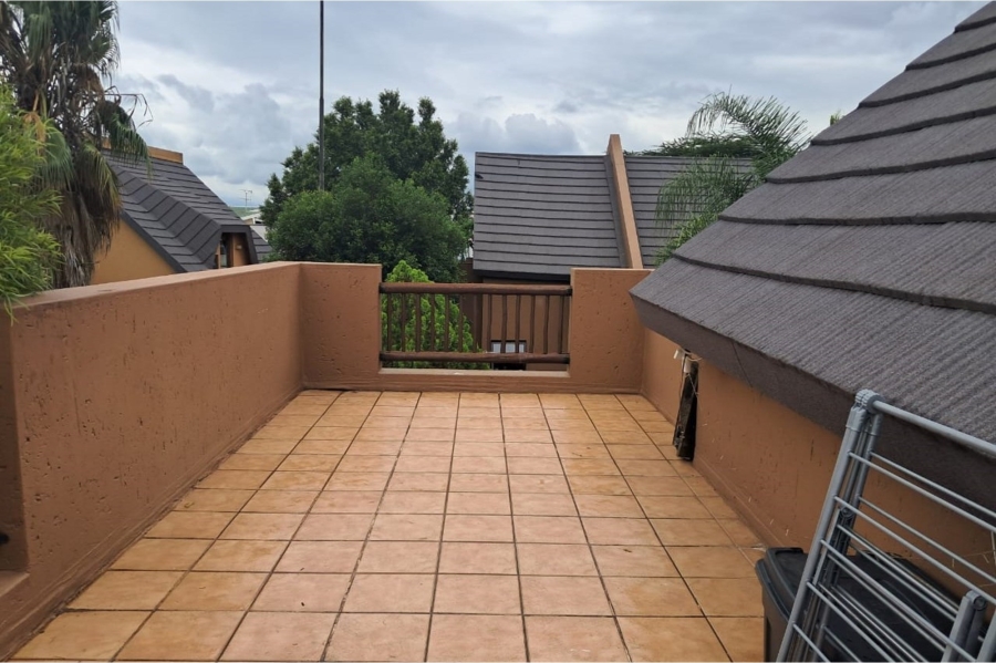 2 Bedroom Property for Sale in Douglasdale Gauteng