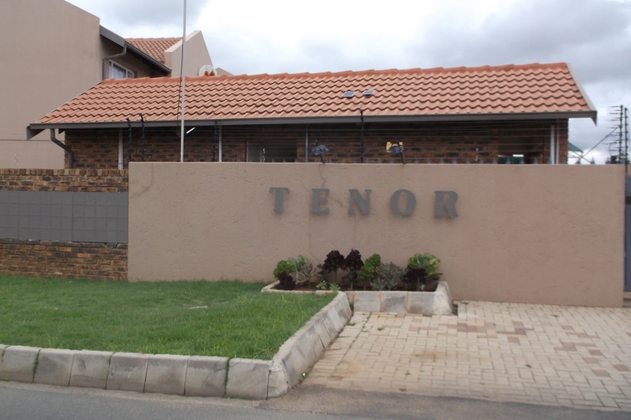 2 Bedroom Property for Sale in Beyers Park Gauteng