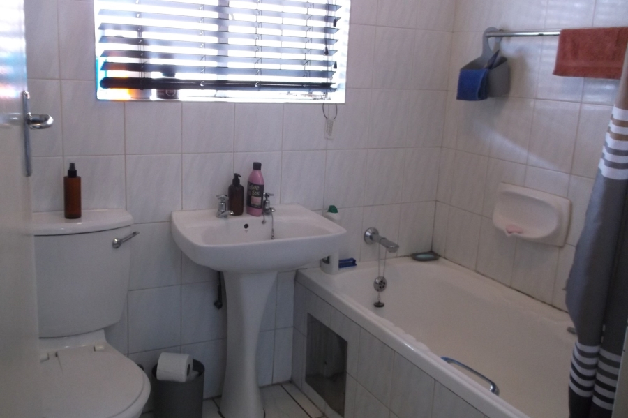 2 Bedroom Property for Sale in Beyers Park Gauteng