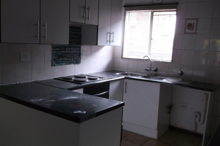 2 Bedroom Property for Sale in Beyers Park Gauteng