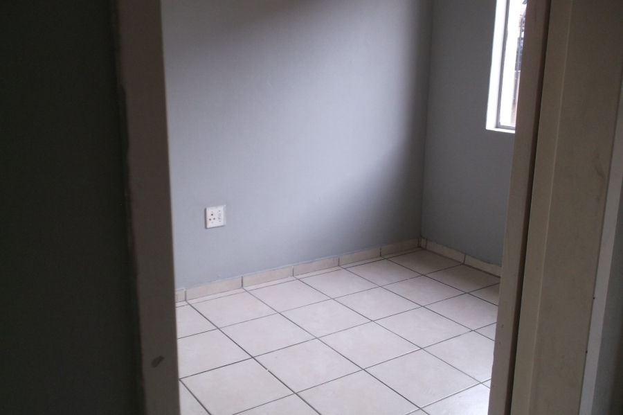 2 Bedroom Property for Sale in Beyers Park Gauteng