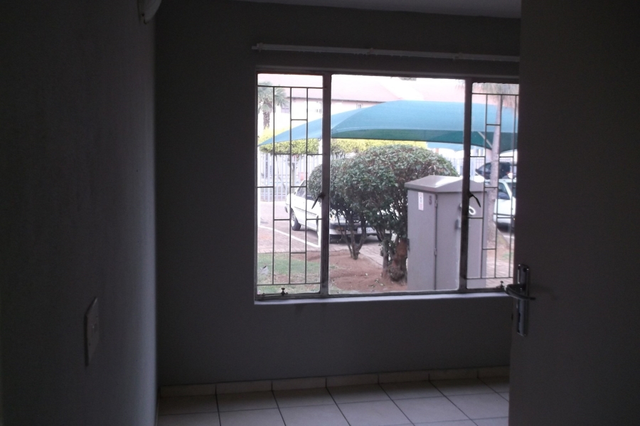 2 Bedroom Property for Sale in Beyers Park Gauteng