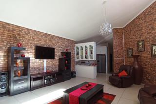 4 Bedroom Property for Sale in The Orchards Gauteng