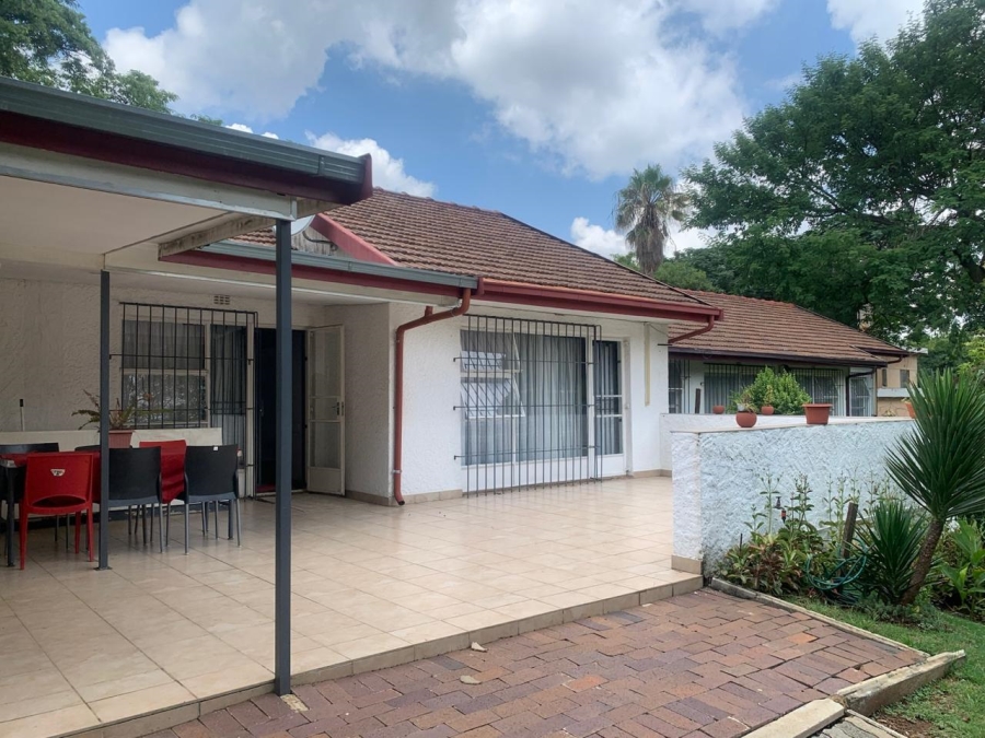 To Let 3 Bedroom Property for Rent in Cresta Gauteng