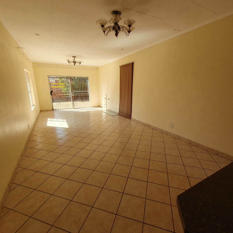 3 Bedroom Property for Sale in Amberfield Gauteng