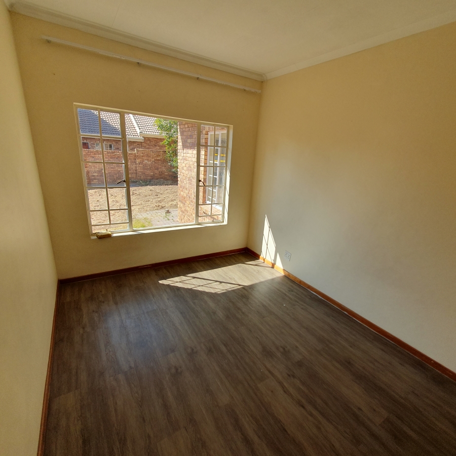 3 Bedroom Property for Sale in Amberfield Gauteng