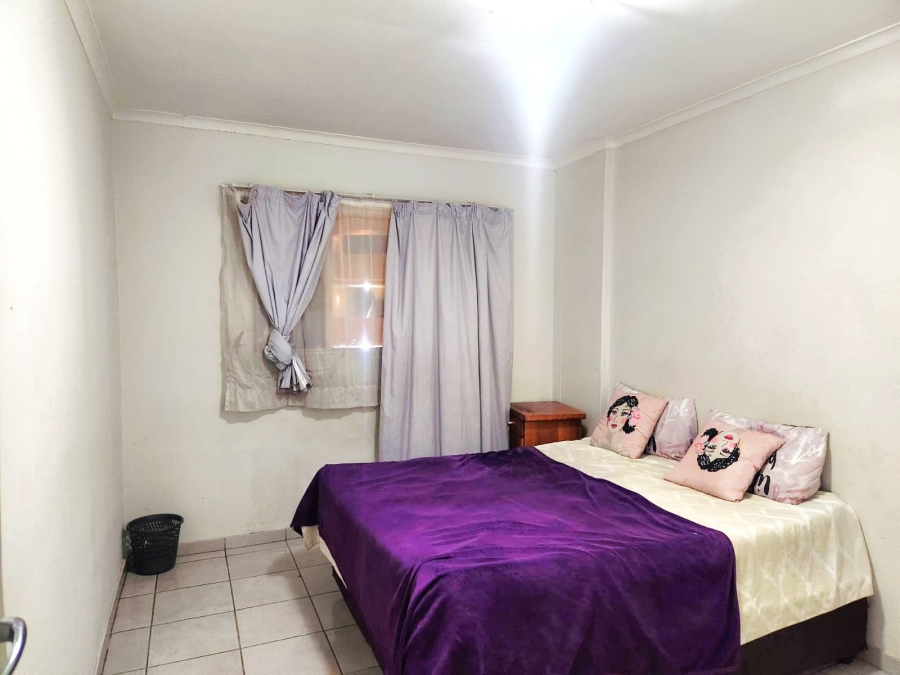 2 Bedroom Property for Sale in Zwartkop Gauteng