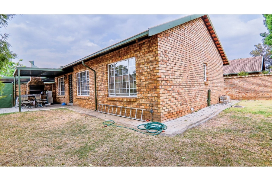 3 Bedroom Property for Sale in Highveld Gauteng