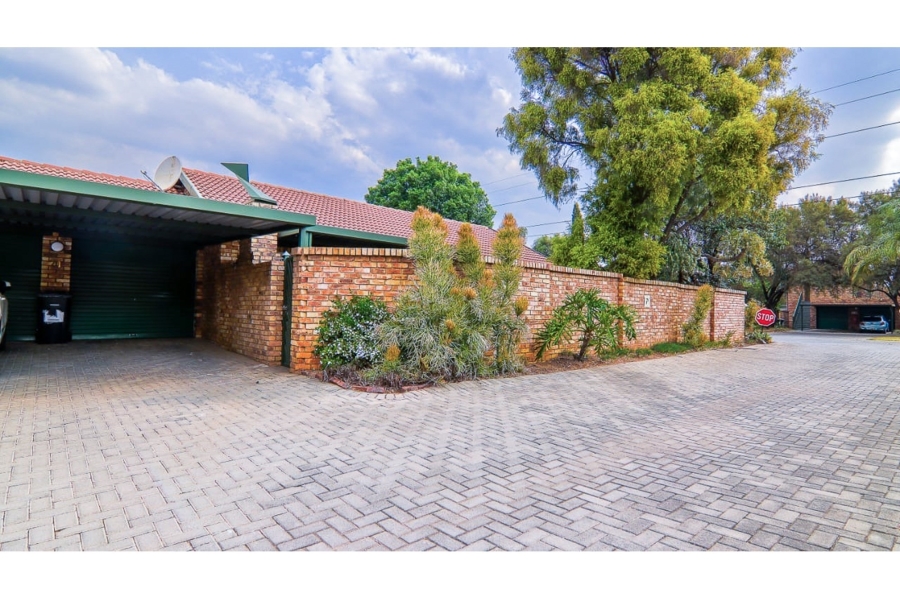 3 Bedroom Property for Sale in Highveld Gauteng