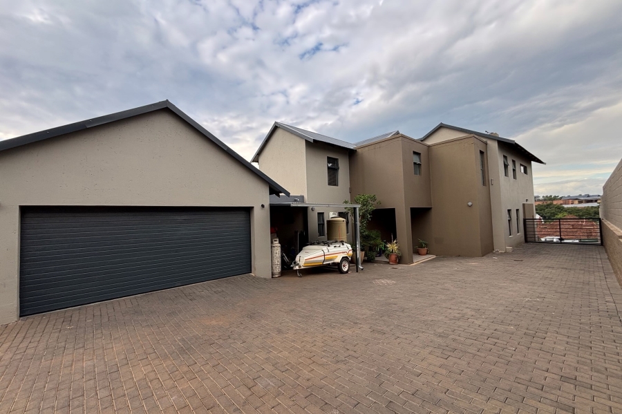 4 Bedroom Property for Sale in The Hills Game Reserve Estate Gauteng