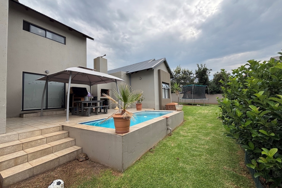 4 Bedroom Property for Sale in The Hills Game Reserve Estate Gauteng