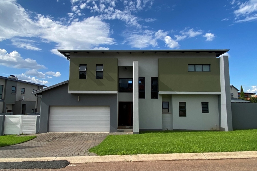 3 Bedroom Property for Sale in Boardwalk Gauteng