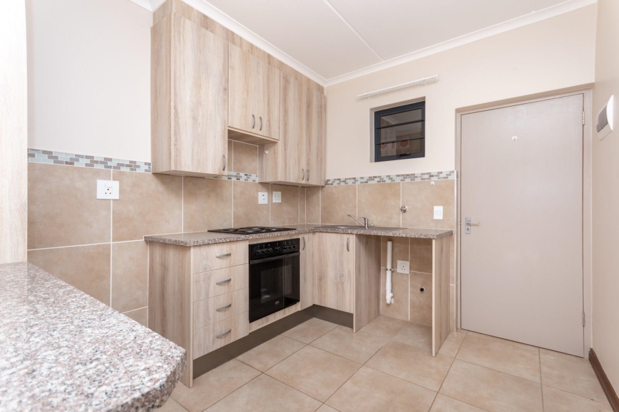 1 Bedroom Property for Sale in Olympus AH Gauteng