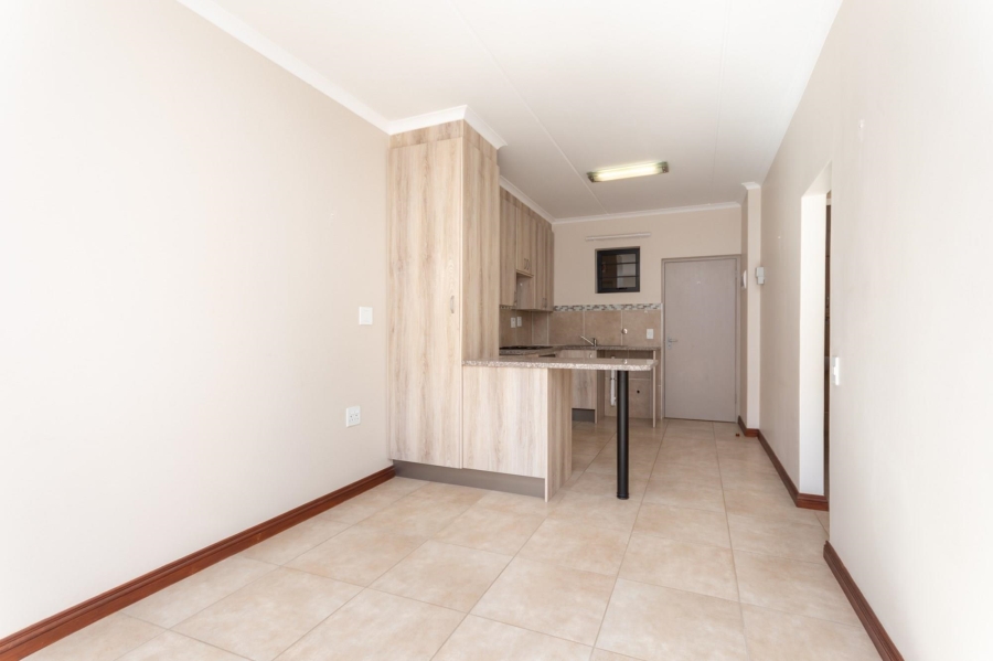 1 Bedroom Property for Sale in Olympus AH Gauteng