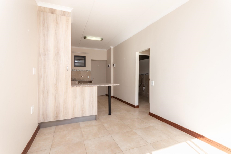 1 Bedroom Property for Sale in Olympus AH Gauteng