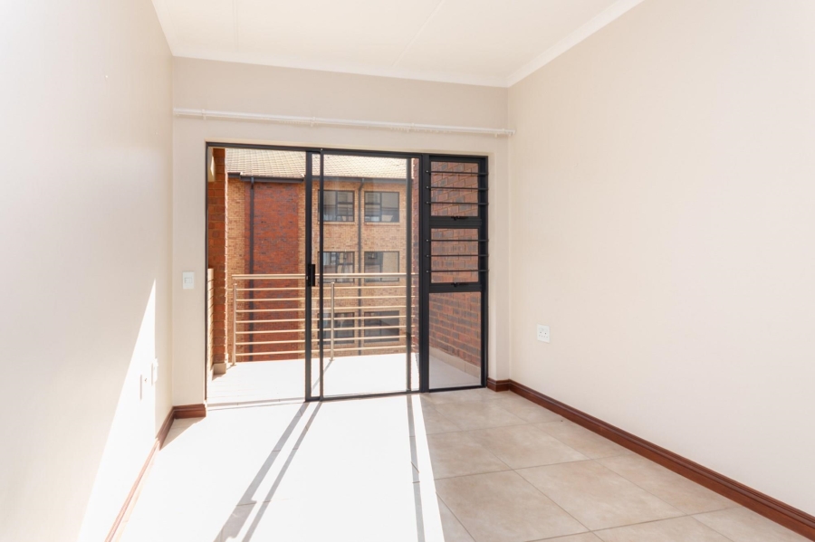 1 Bedroom Property for Sale in Olympus AH Gauteng