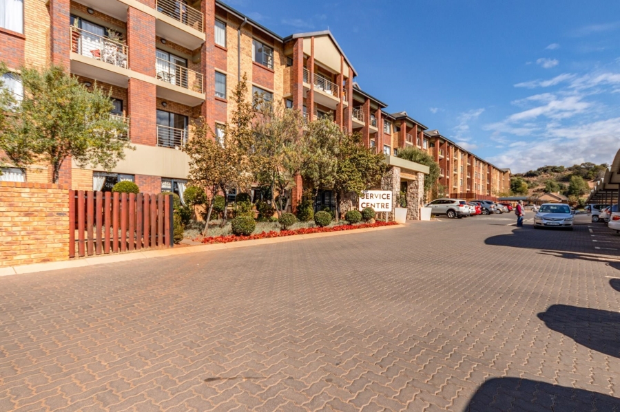 1 Bedroom Property for Sale in Olympus AH Gauteng