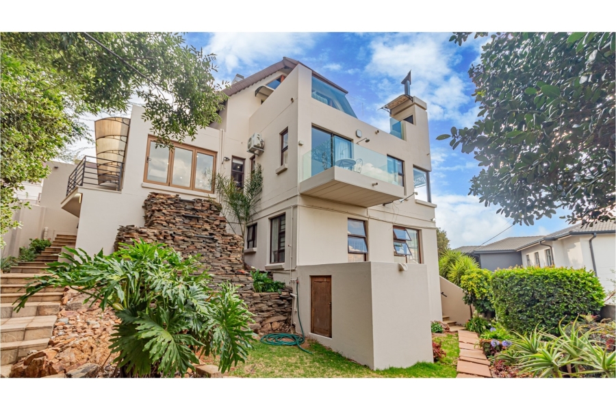 3 Bedroom Property for Sale in Northcliff Gauteng