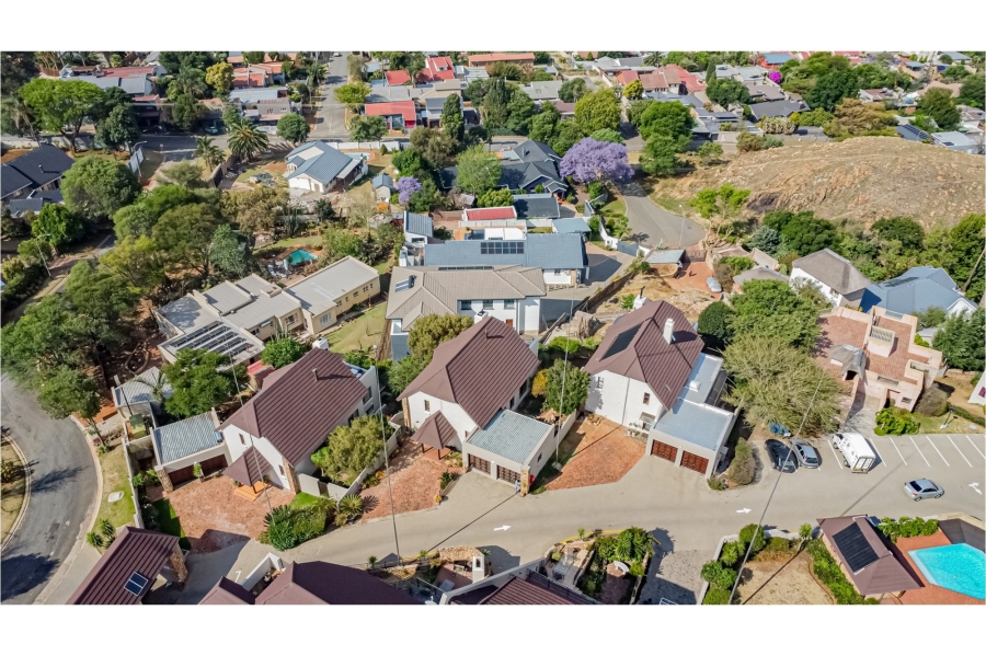 3 Bedroom Property for Sale in Northcliff Gauteng