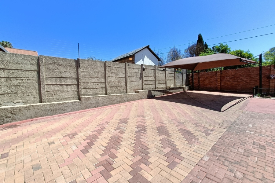 4 Bedroom Property for Sale in Country View Gauteng