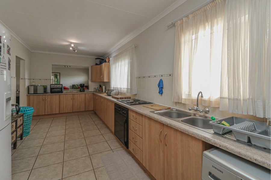 3 Bedroom Property for Sale in Selcourt Gauteng