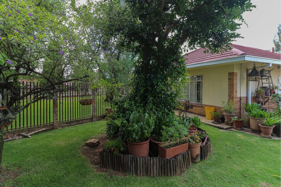 3 Bedroom Property for Sale in Selcourt Gauteng