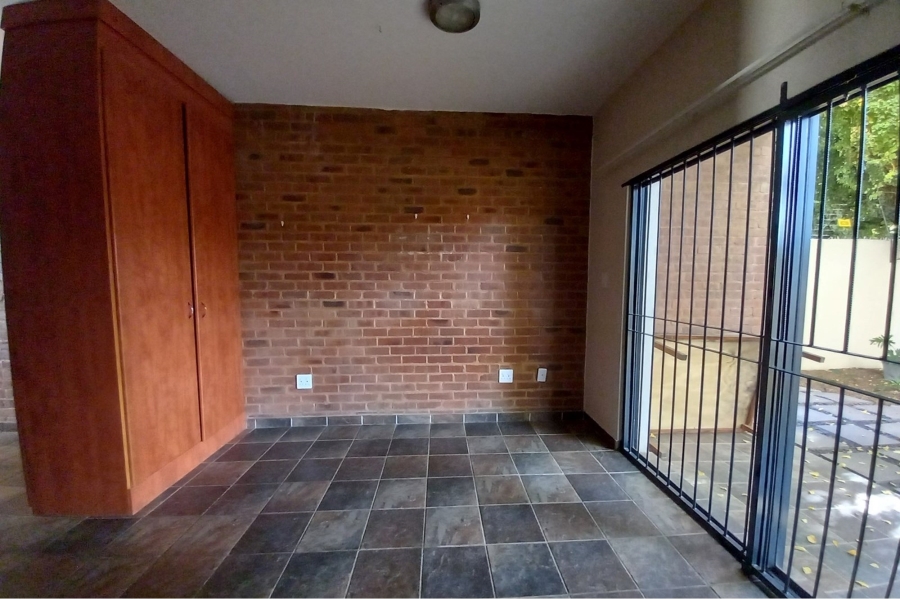 1 Bedroom Property for Sale in Hatfield Gauteng