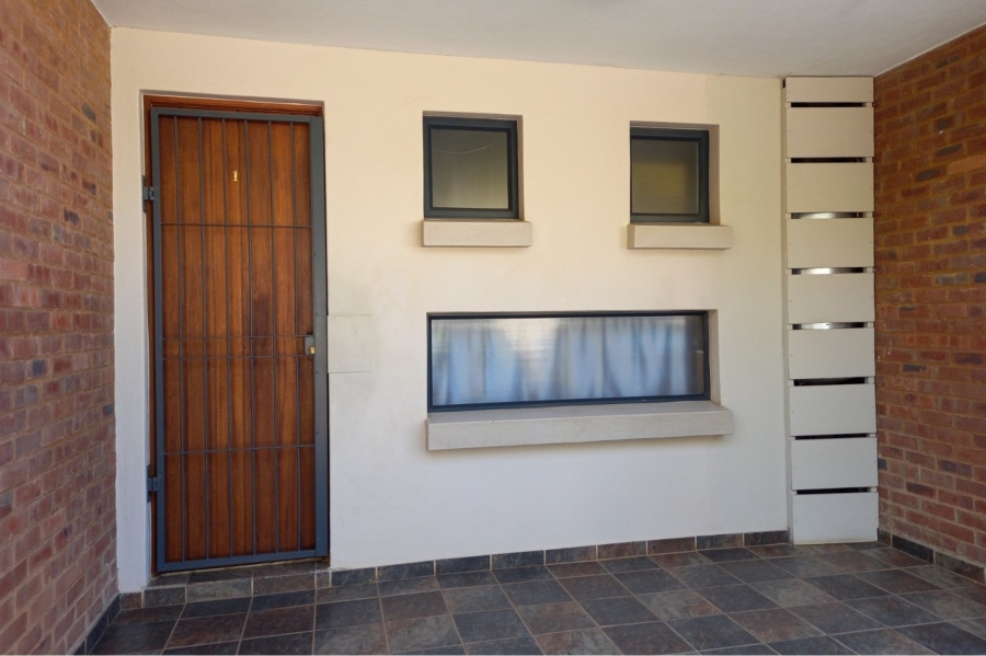 1 Bedroom Property for Sale in Hatfield Gauteng