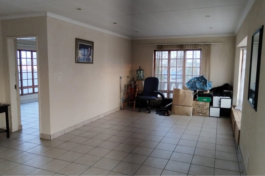 2 Bedroom Property for Sale in Eveleigh Gauteng