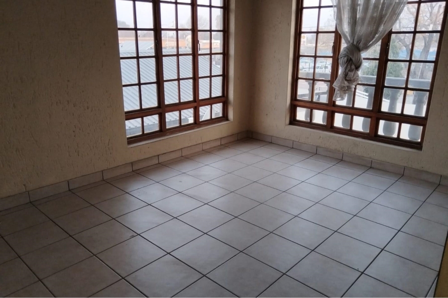 2 Bedroom Property for Sale in Eveleigh Gauteng