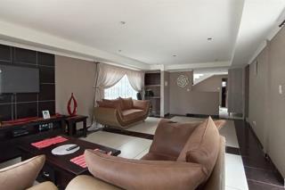 4 Bedroom Property for Sale in The Orchards Gauteng