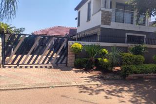 4 Bedroom Property for Sale in The Orchards Gauteng