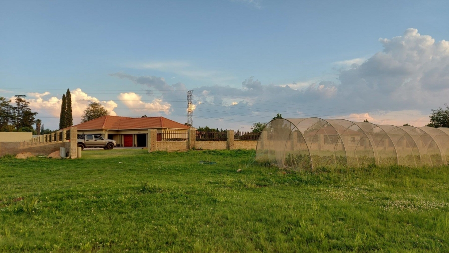 3 Bedroom Property for Sale in Fairlead Gauteng