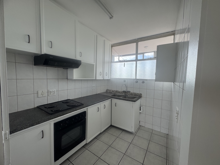 To Let 2 Bedroom Property for Rent in Denlee Gauteng