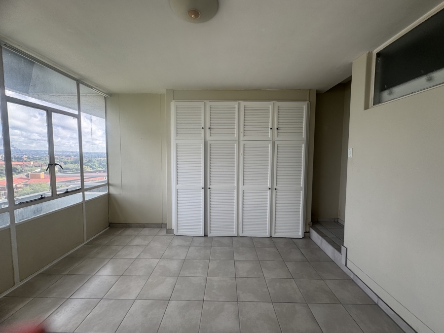 To Let 2 Bedroom Property for Rent in Denlee Gauteng