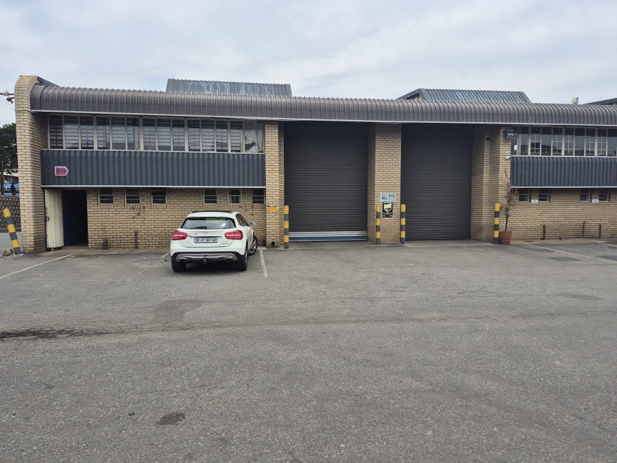 Commercial Property for Sale in Meadowdale Gauteng