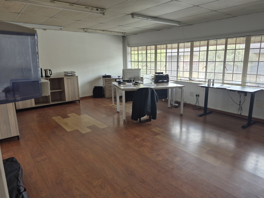 Commercial Property for Sale in Meadowdale Gauteng