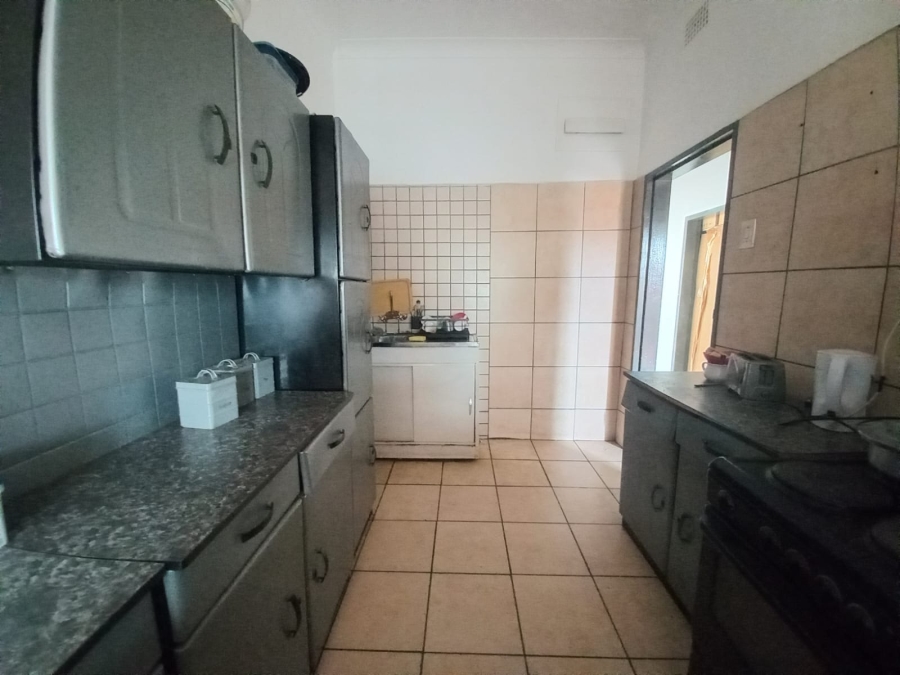 6 Bedroom Property for Sale in Brakpan Central Gauteng