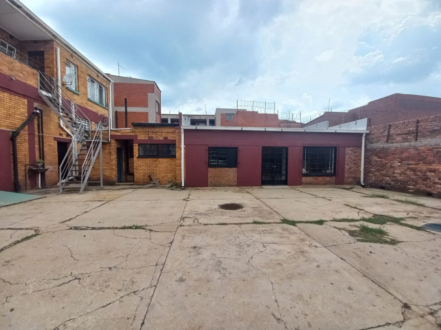 6 Bedroom Property for Sale in Brakpan Central Gauteng