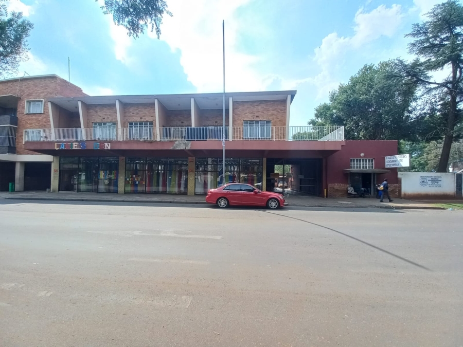 6 Bedroom Property for Sale in Brakpan Central Gauteng